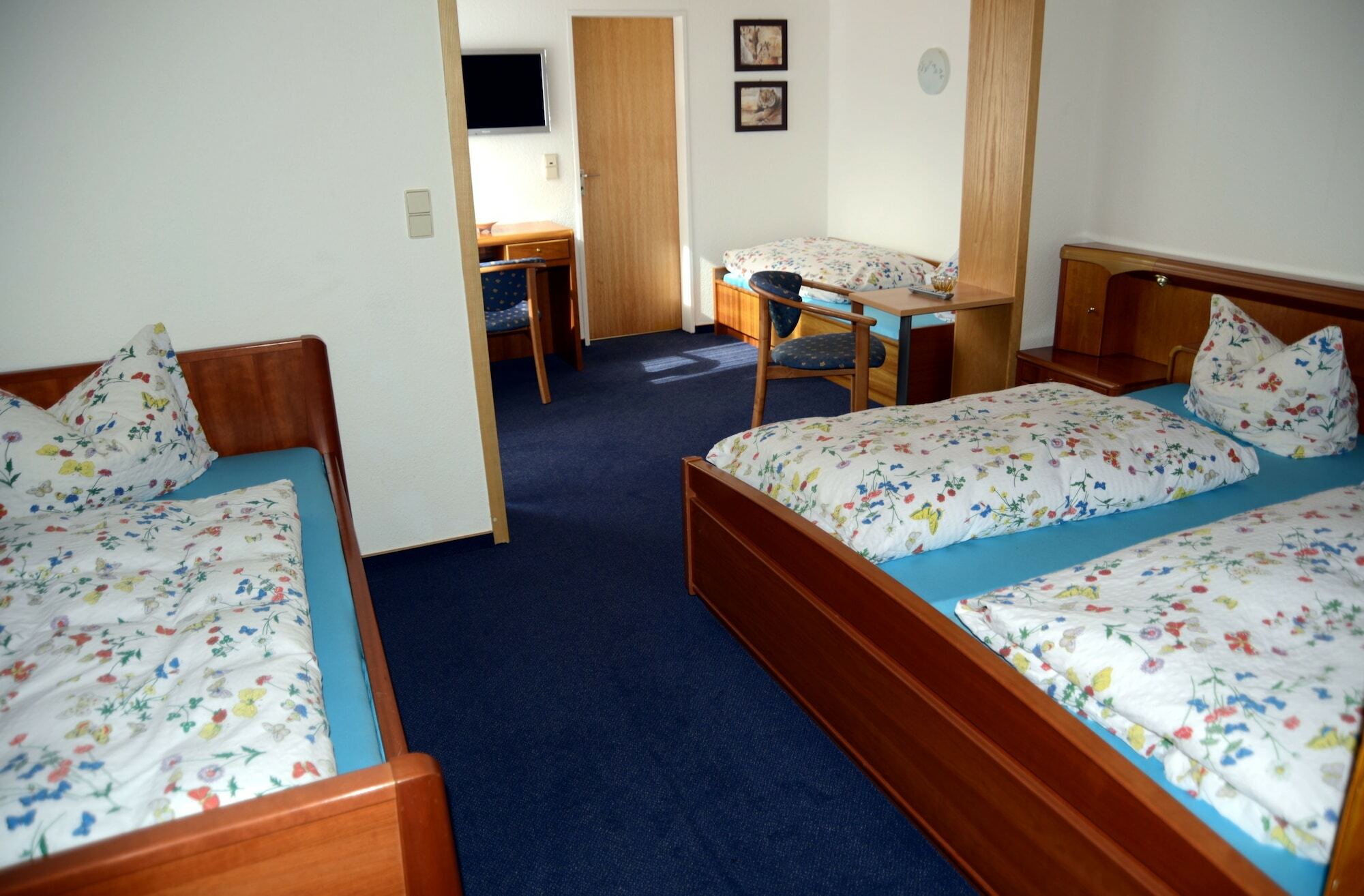 Hotel Leise Garni Виллинген Экстерьер фото